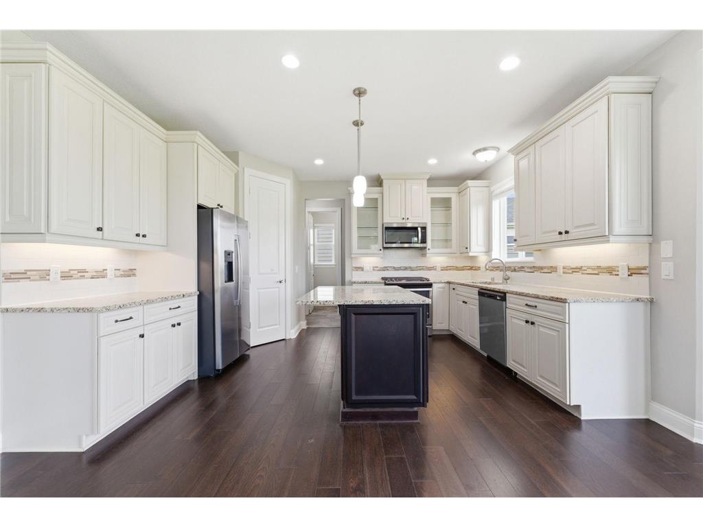 4042 Grand Chevalle Parkway Chaska MN 55318 - Bavaria 7066104 image22