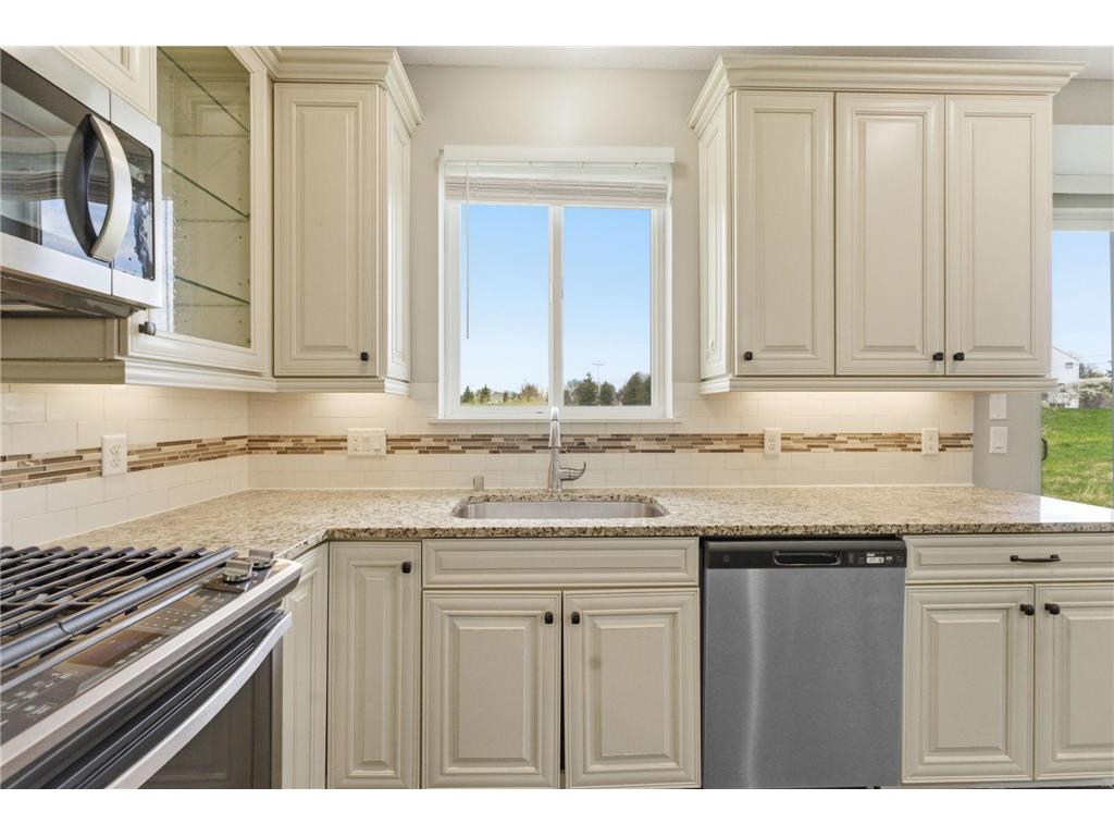 4042 Grand Chevalle Parkway Chaska MN 55318 - Bavaria 7066104 image25