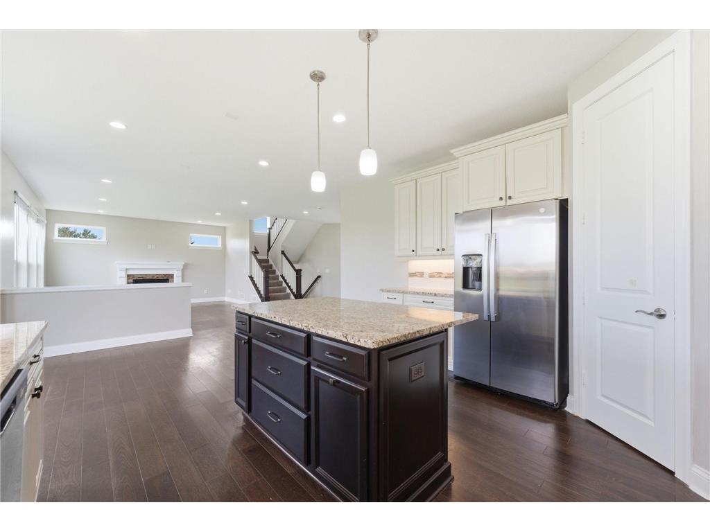 4042 Grand Chevalle Parkway Chaska MN 55318 - Bavaria 7066104 image27