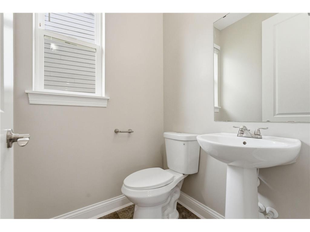 4042 Grand Chevalle Parkway Chaska MN 55318 - Bavaria 7066104 image28