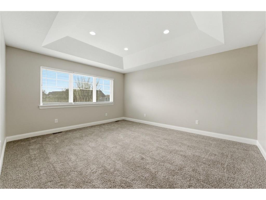 4042 Grand Chevalle Parkway Chaska MN 55318 - Bavaria 7066104 image36