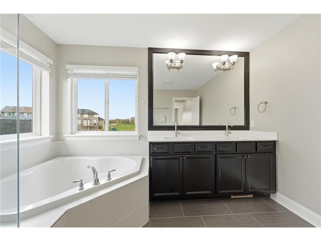 4042 Grand Chevalle Parkway Chaska MN 55318 - Bavaria 7066104 image43