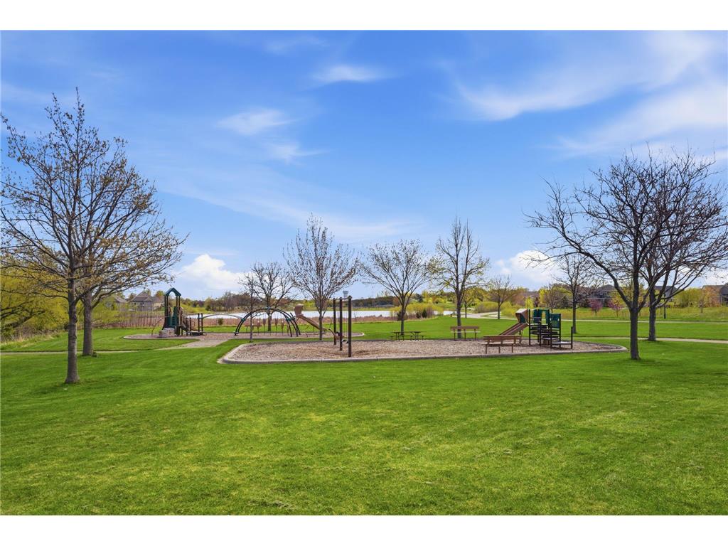 4042 Grand Chevalle Parkway Chaska MN 55318 - Bavaria 7066104 image57