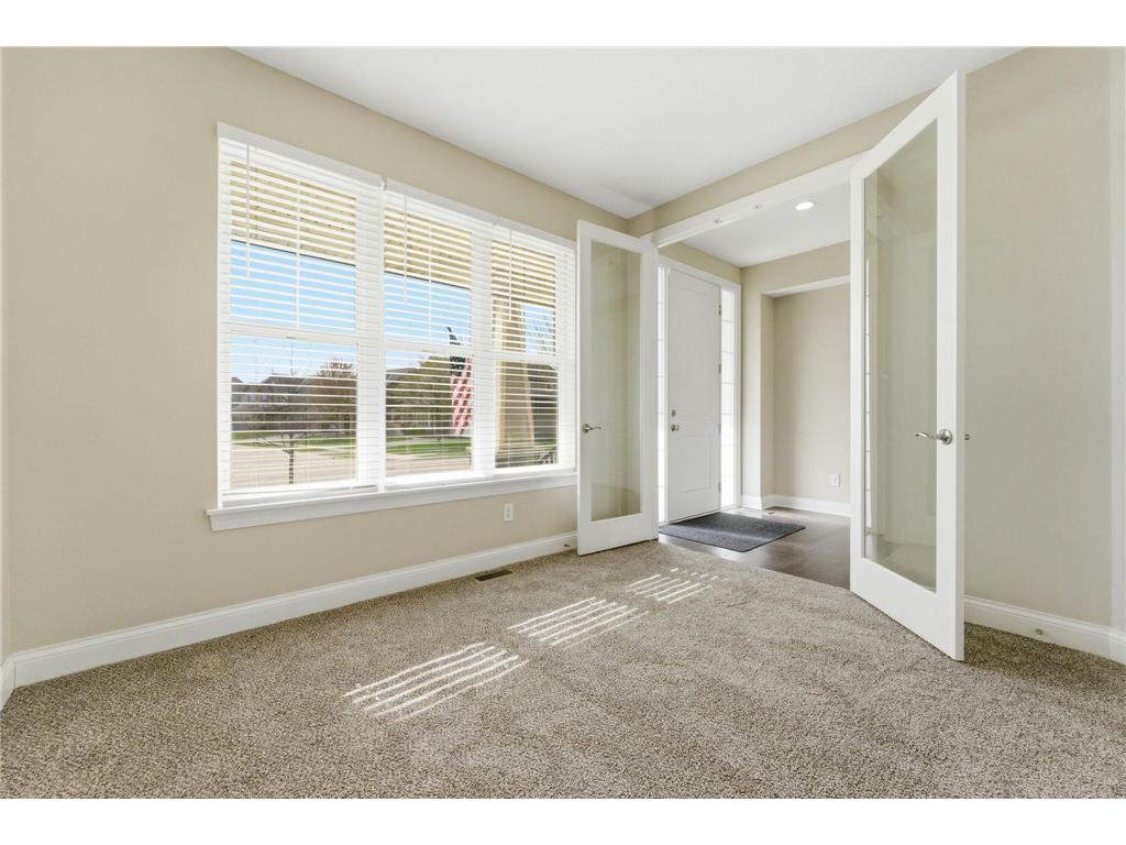 4042 Grand Chevalle Parkway Chaska MN 55318 - Bavaria 7066104 image6