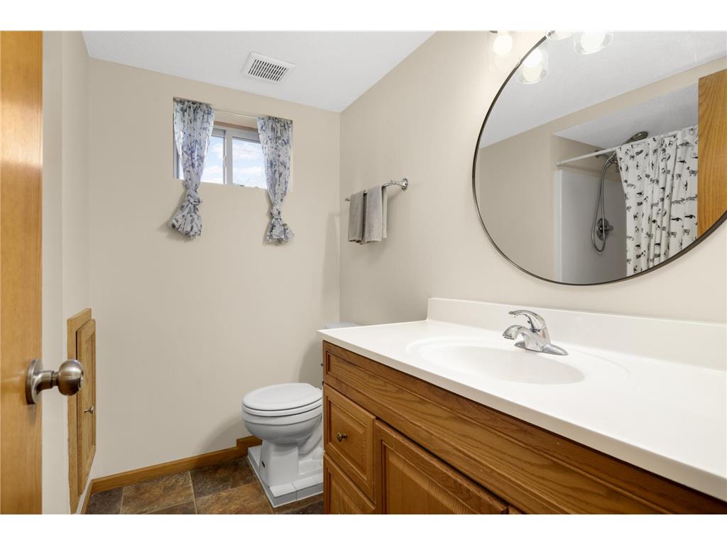 4042 Main Street NE Fridley MN 55421 7061254 image25