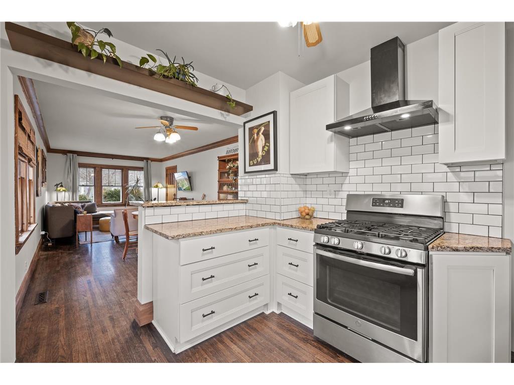 4042 Sheridan Avenue N Minneapolis MN 55412 6480579 image1