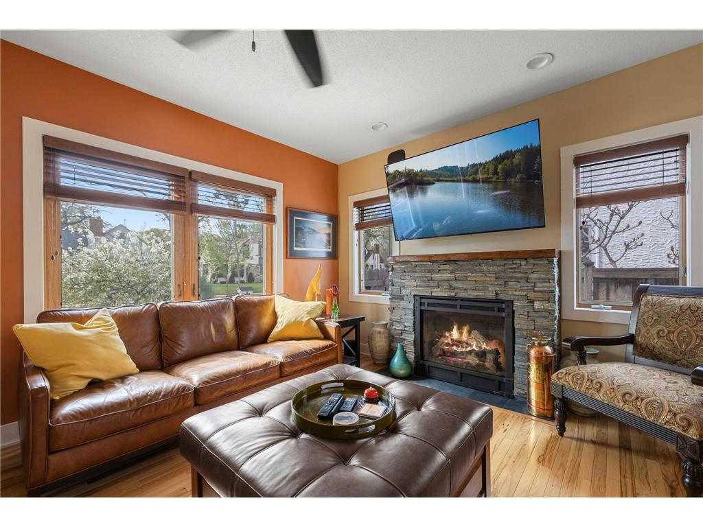4042 Vincent Ave N Minneapolis MN 55412 7065740 image9