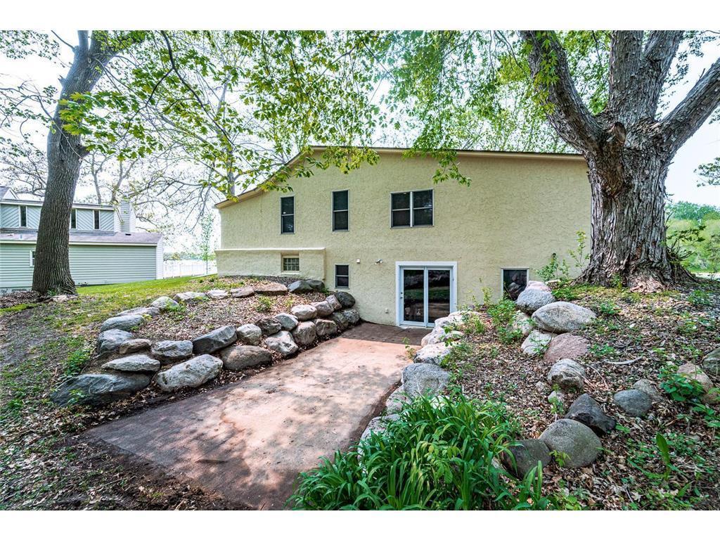 4043 Eau Claire Trail NE, Prior Lake, MN, 55372 MLS 6489805 Edina