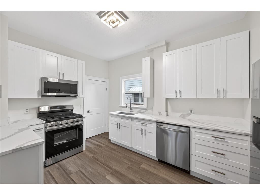 4043 Madison Street NE Columbia Heights MN 55421 7063052 image10