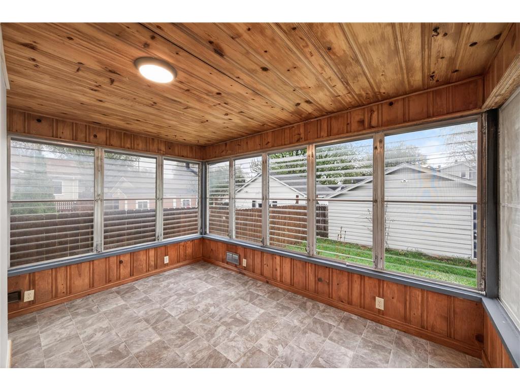 4043 Madison Street NE Columbia Heights MN 55421 7063052 image13