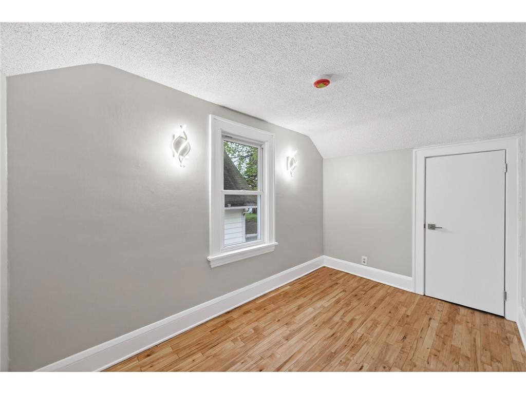 4043 Madison Street NE Columbia Heights MN 55421 7063052 image17