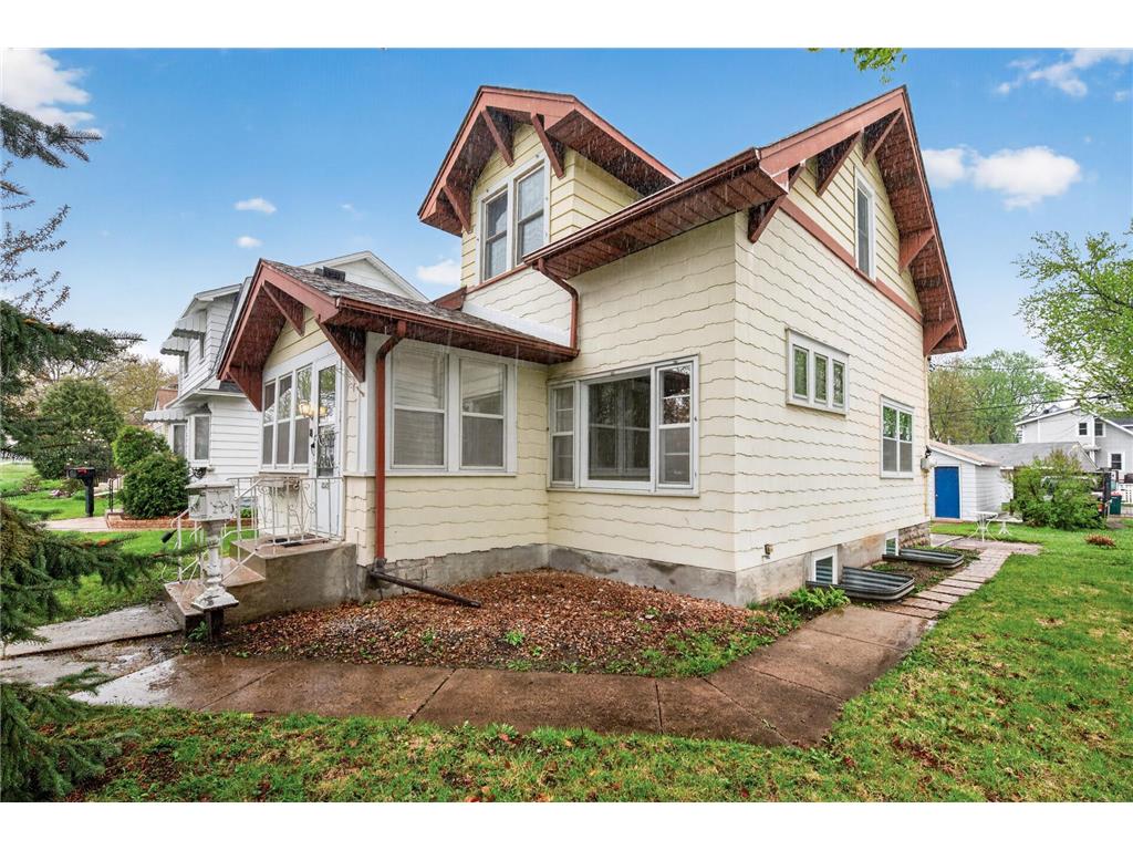 4043 Madison Street NE Columbia Heights MN 55421 7063052 image2