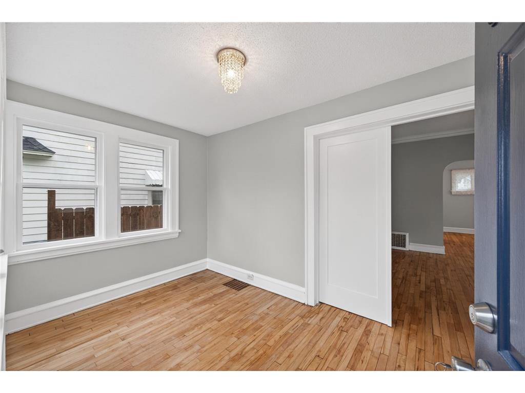 4043 Madison Street NE Columbia Heights MN 55421 7063052 image4
