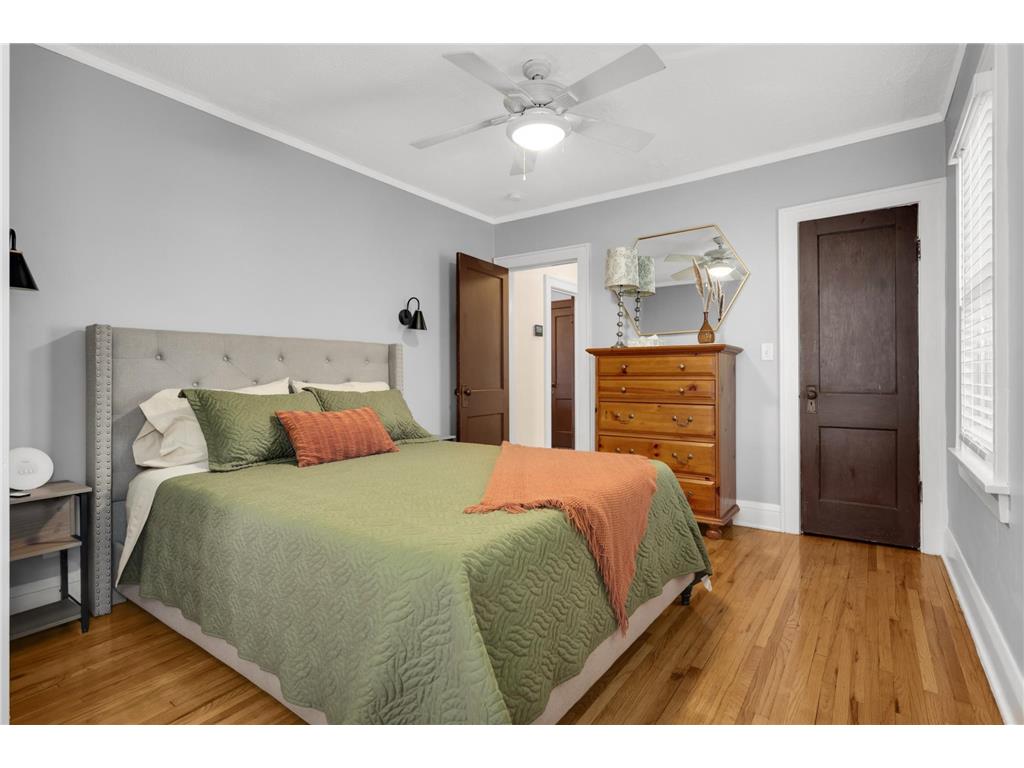 4043 Russell Avenue N Minneapolis MN 55412 7071716 image16