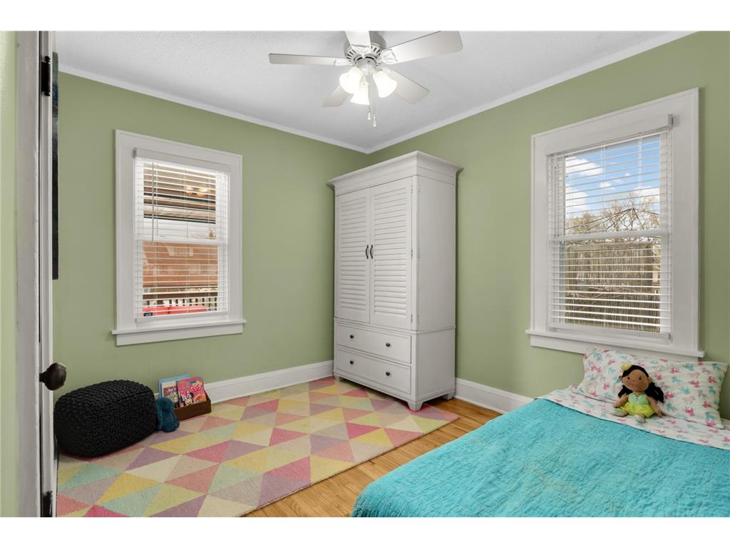 4043 Russell Avenue N Minneapolis MN 55412 7071716 image17