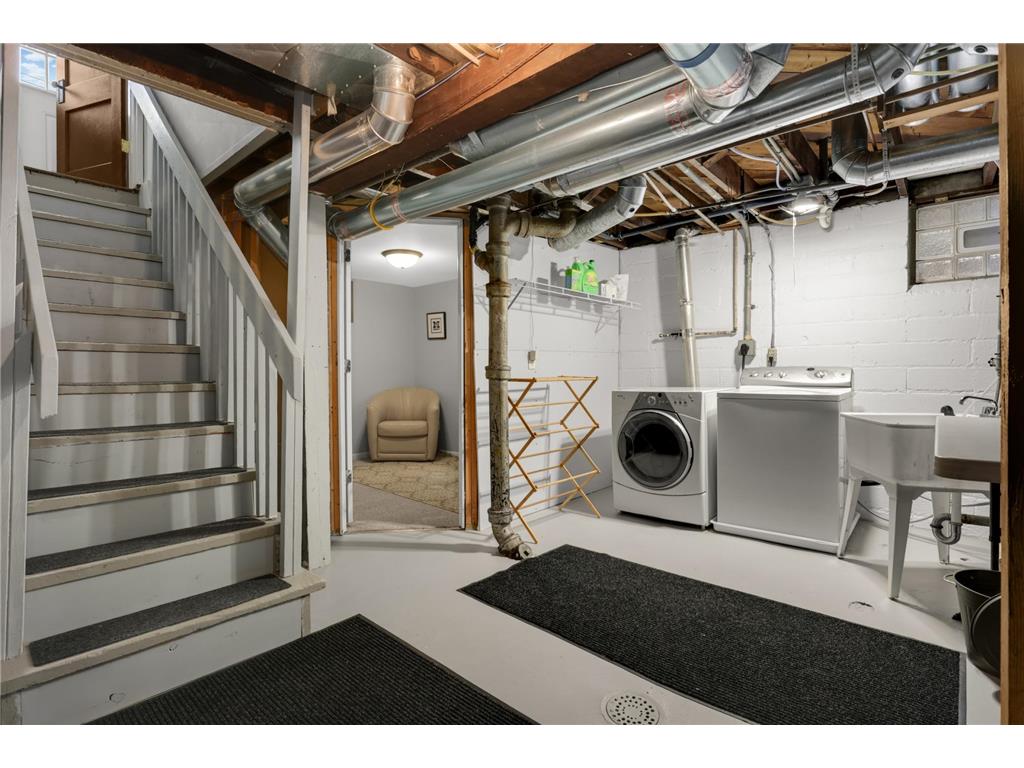 4043 Russell Avenue N Minneapolis MN 55412 7071716 image22