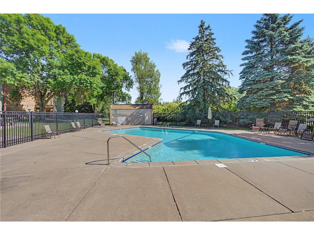 4045 Hodgson Road #107 Shoreview MN 55126 7087285 image15