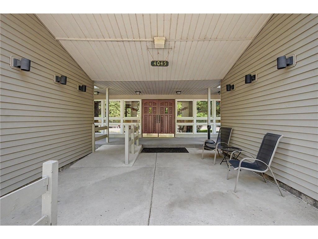 4045 Hodgson Road #107 Shoreview MN 55126 7087285 image16