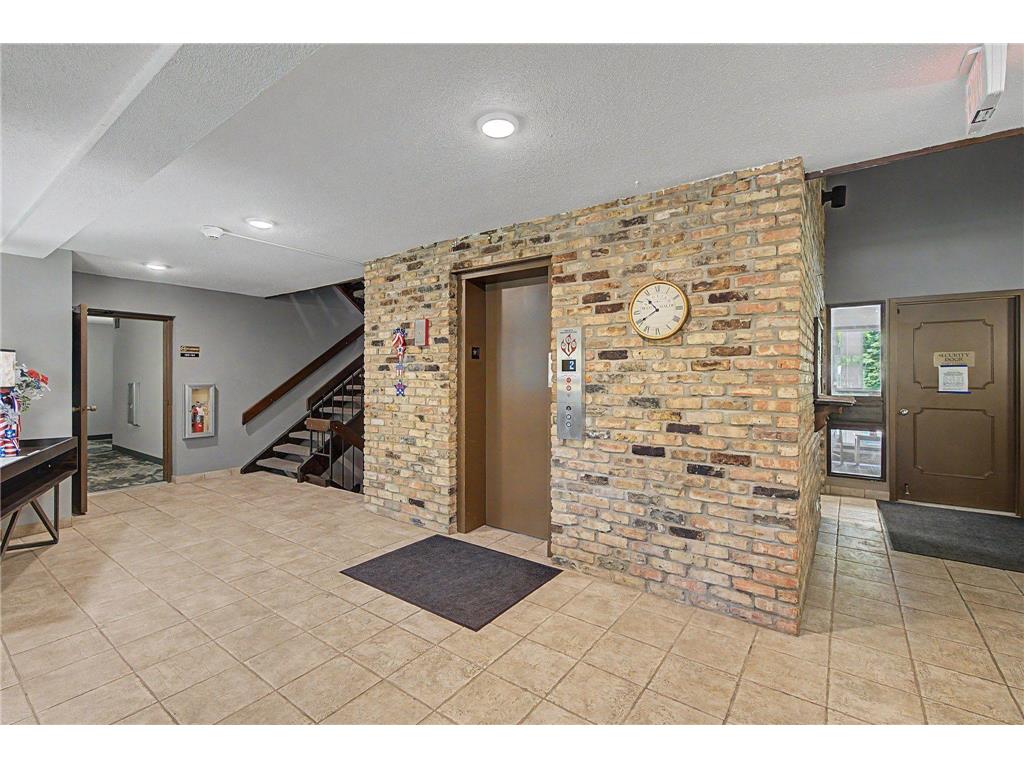 4045 Hodgson Road #107 Shoreview MN 55126 7087285 image19