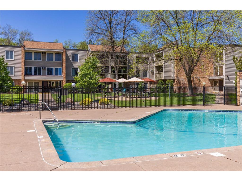 4045 Hodgson Road #120 Shoreview MN 55126 6541661 image1