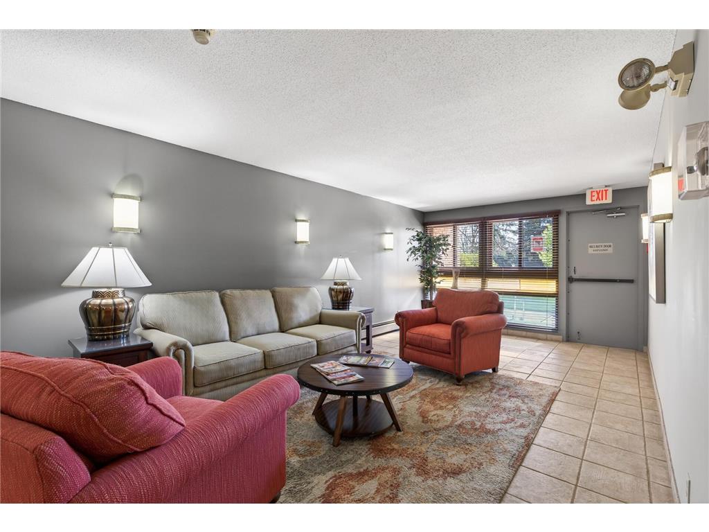 4045 Hodgson Road #211 Shoreview MN 55126 7067828 image28