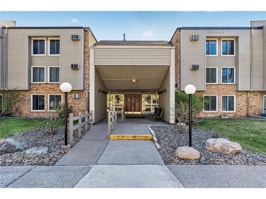 4045 Hodgson Road #211 Shoreview MN 55126 7067828 image3