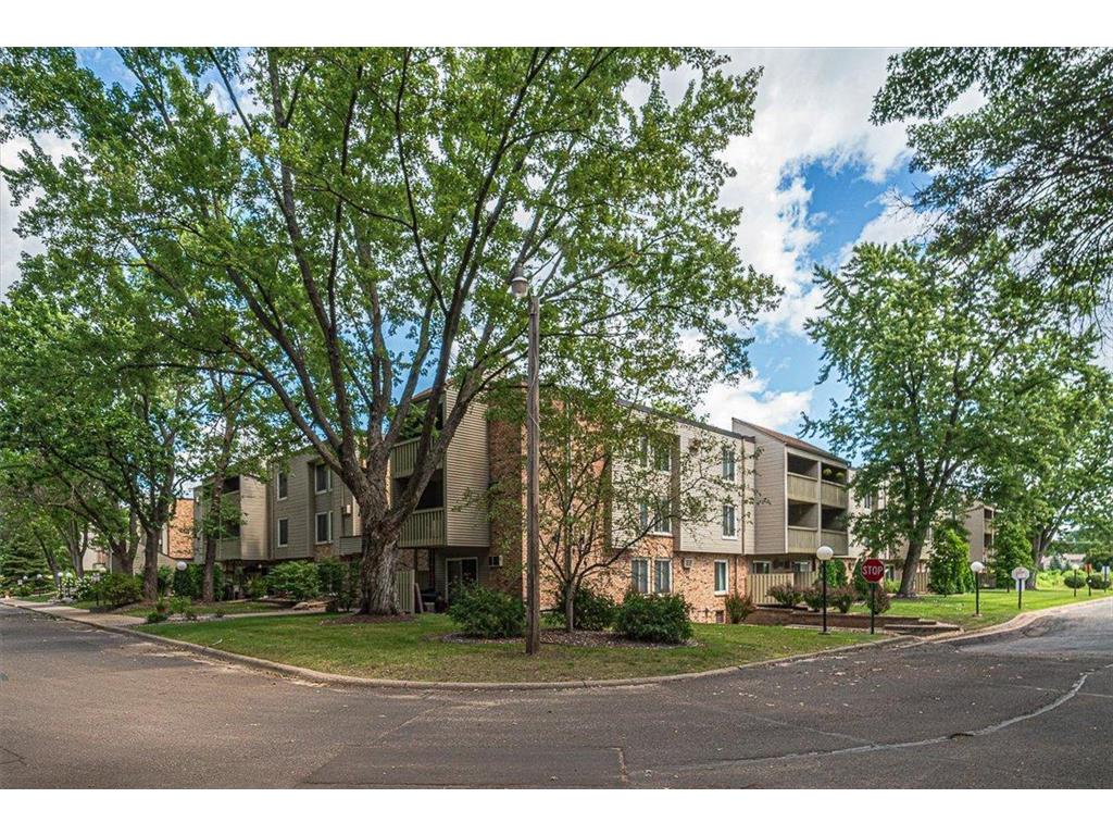 4045 Hodgson Road #220 Shoreview MN 55126 6584222 image1