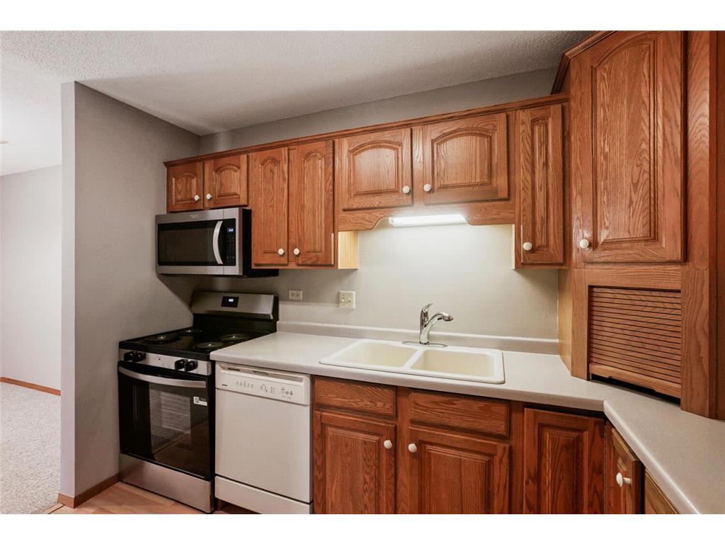 4045 Hodgson Road #312 Shoreview MN 55126 7049392 image10