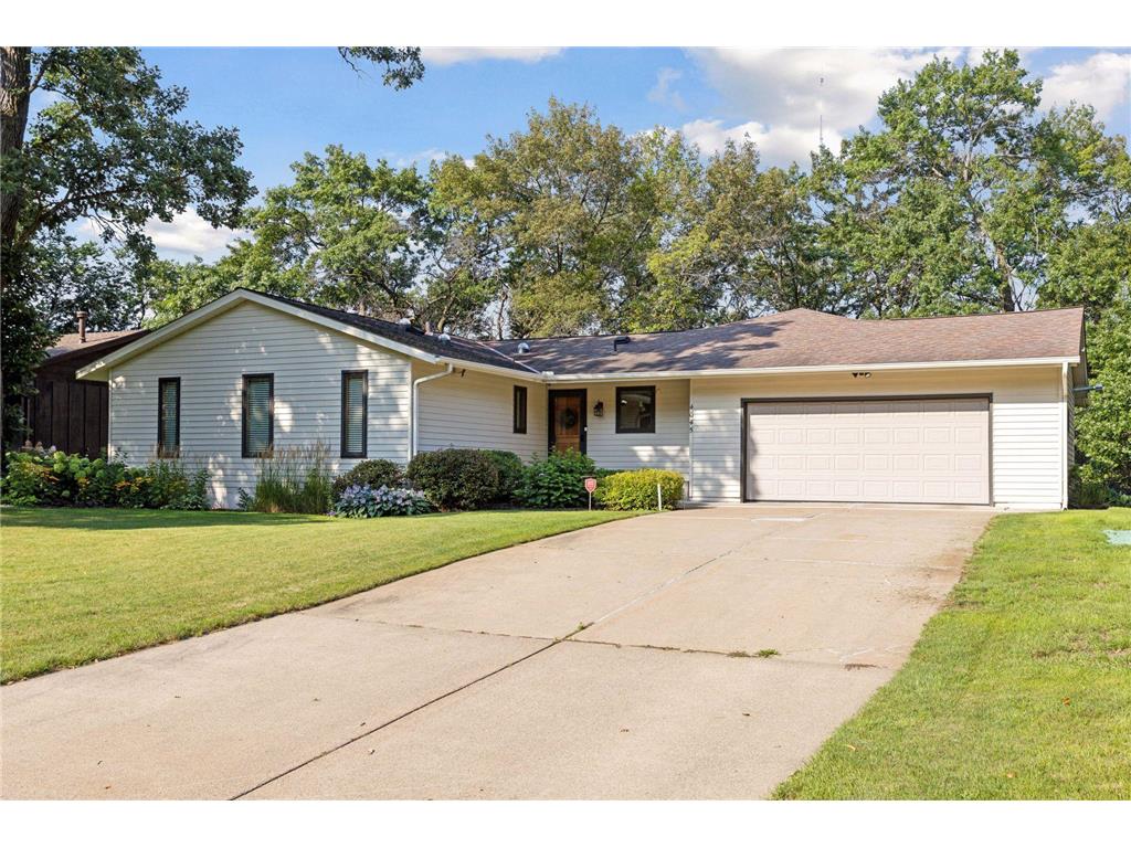 4045 Virginia Avenue Shoreview MN 55126 6585926 image1