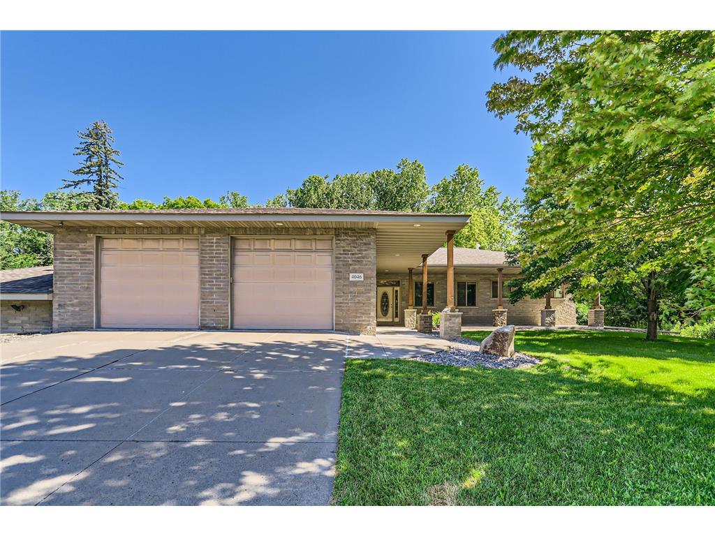 4046 Scheuneman Road, Gem Lake, MN, 55110 MLS 6559824 Edina Realty