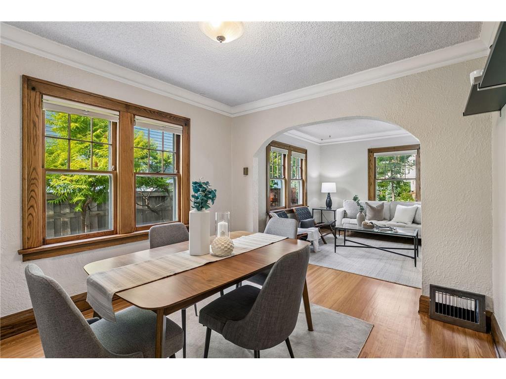 4046 Vincent Avenue N Minneapolis MN 55412 7038878 image1