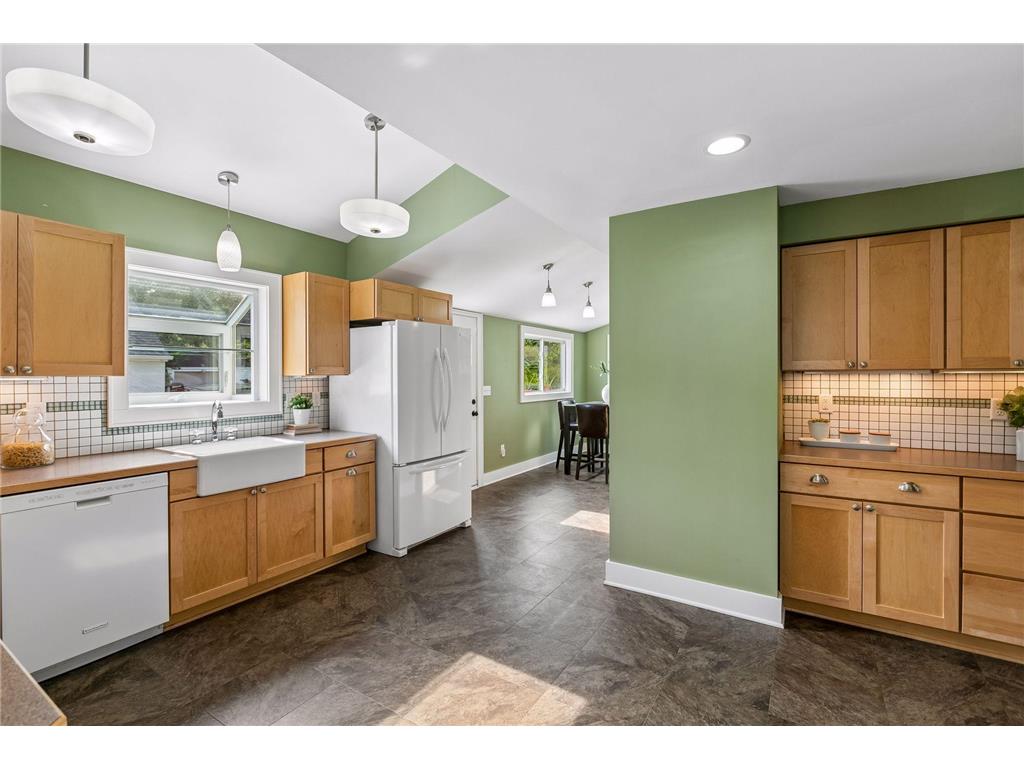 4046 Vincent Avenue N Minneapolis MN 55412 7038878 image11