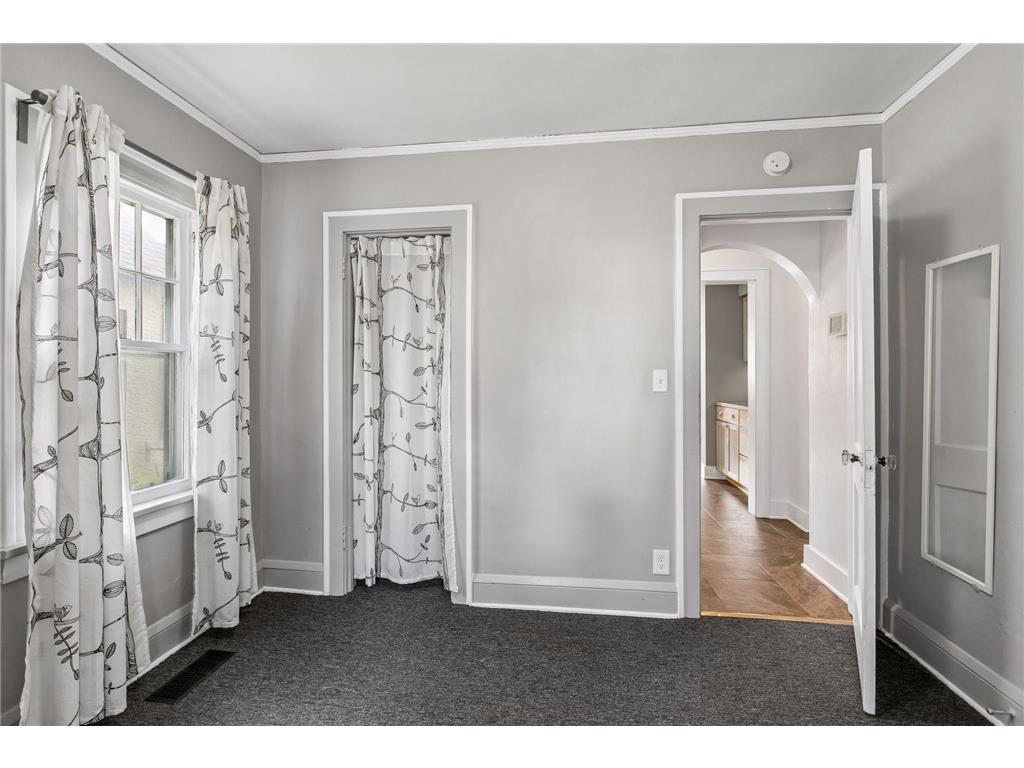 4046 Vincent Avenue N Minneapolis MN 55412 7038878 image17