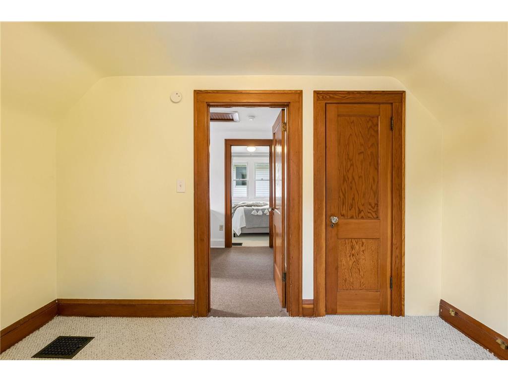 4046 Vincent Avenue N Minneapolis MN 55412 7038878 image24