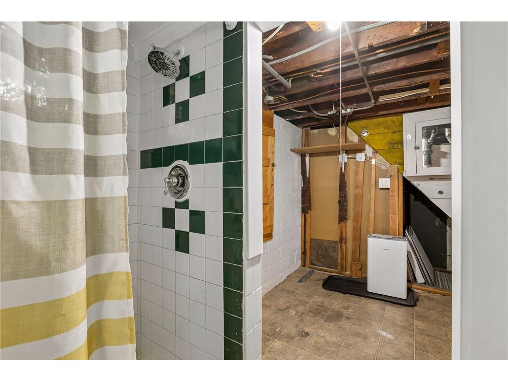 4046 Vincent Avenue N Minneapolis MN 55412 7038878 image26