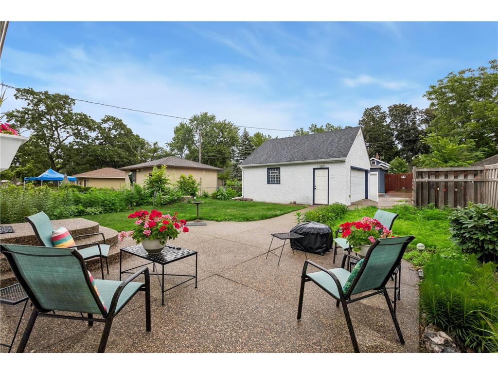 4046 Vincent Avenue N Minneapolis MN 55412 7038878 image3