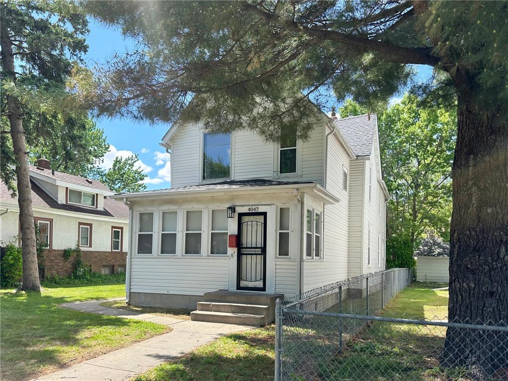 4047 Dupont Avenue N Minneapolis MN 55412 6719922 image1