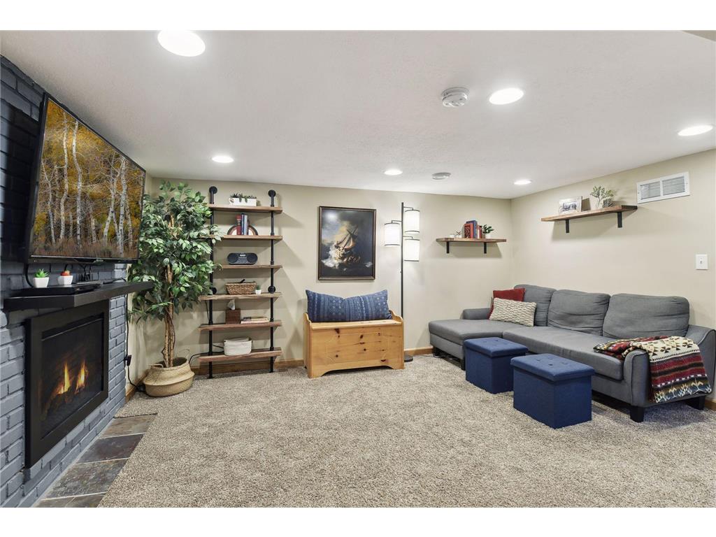 4047 Louisiana Avenue N New Hope MN 55427 7064596 image21