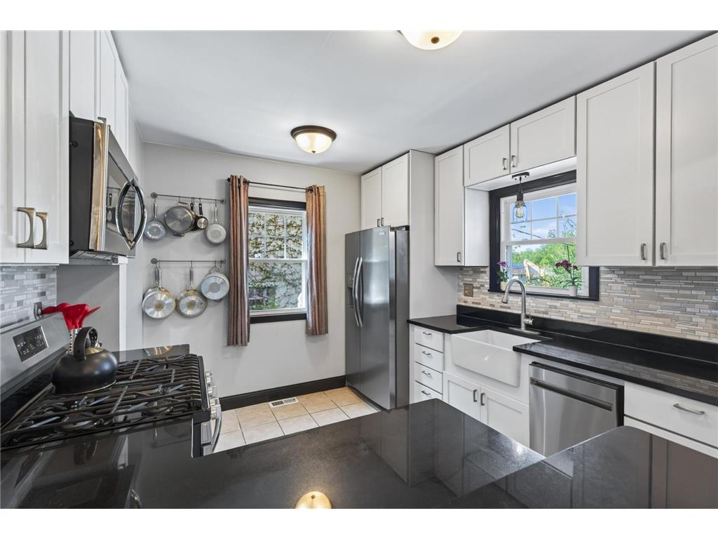 4048 17th Avenue S Minneapolis MN 55407 7066520 image13