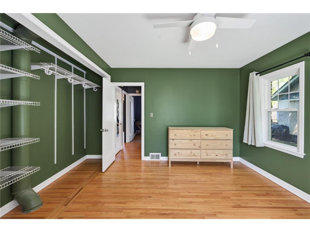4048 17th Avenue S Minneapolis MN 55407 7066520 image25