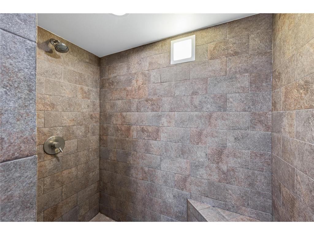 4048 17th Avenue S Minneapolis MN 55407 7066520 image36