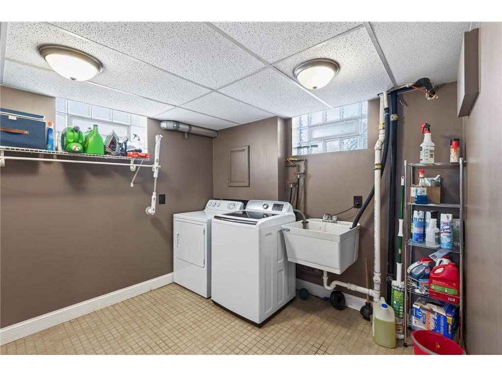 4048 17th Avenue S Minneapolis MN 55407 7066520 image38