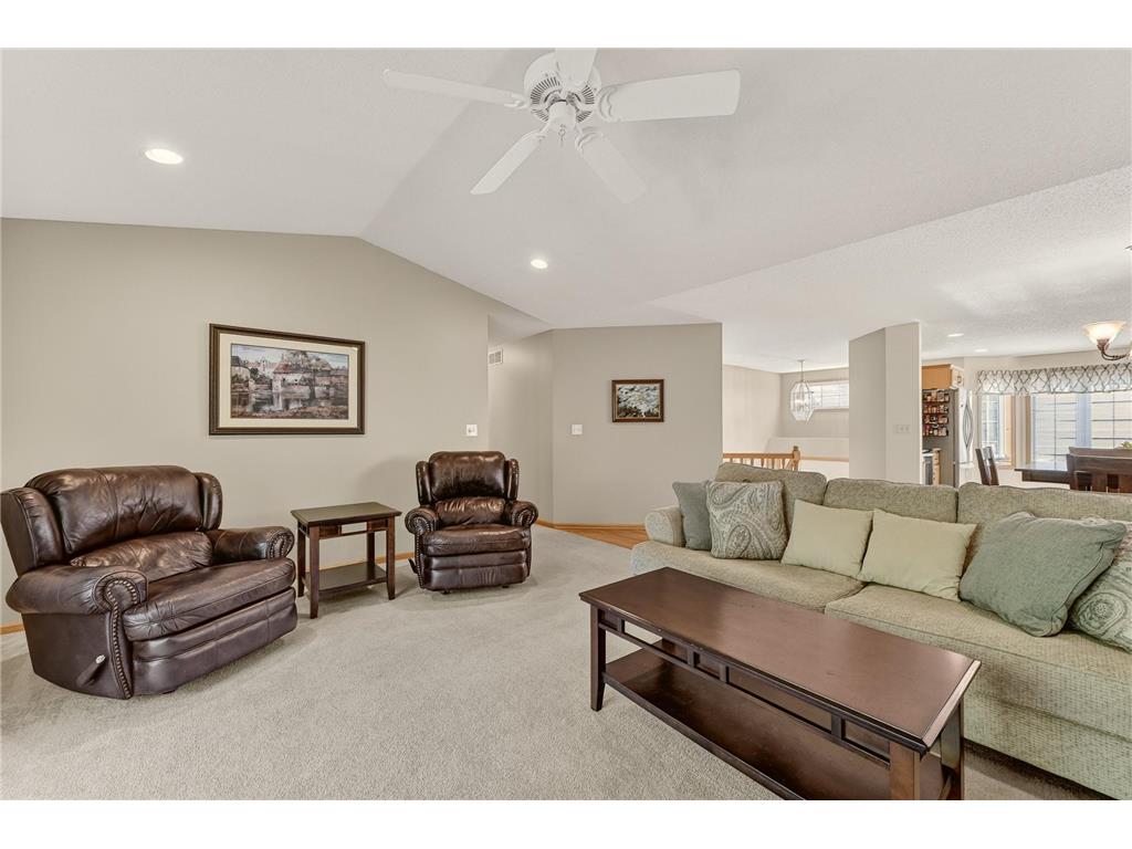 405 11th Avenue NW Dodge Center MN 55927 7086601 image14