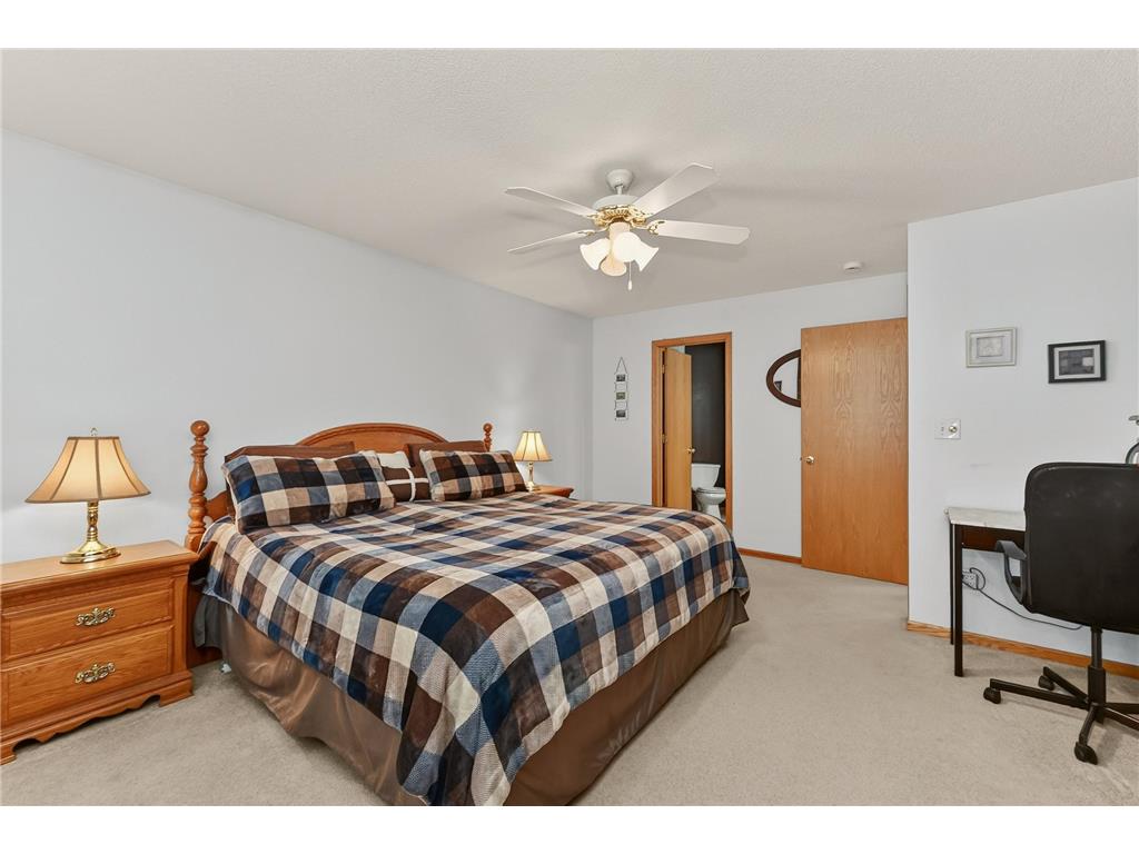 405 11th Avenue NW Dodge Center MN 55927 7086601 image17
