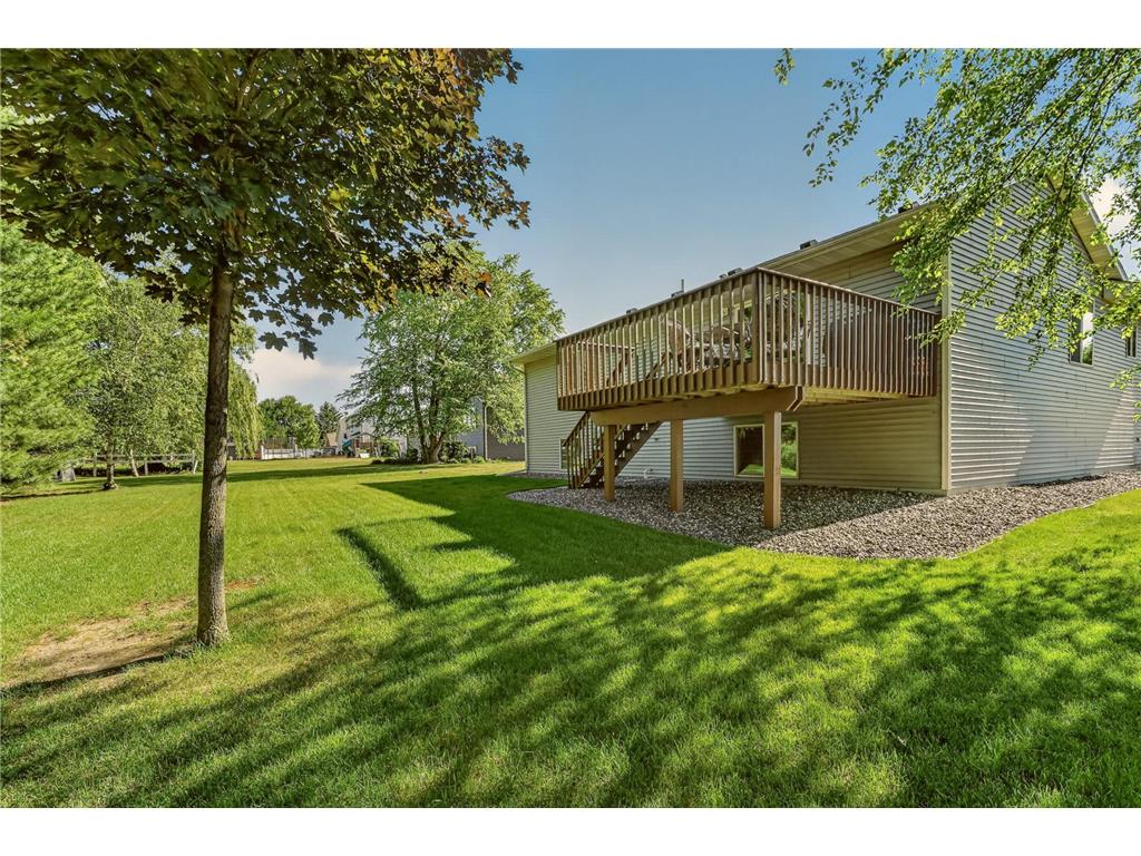 405 11th Avenue NW Dodge Center MN 55927 7086601 image3