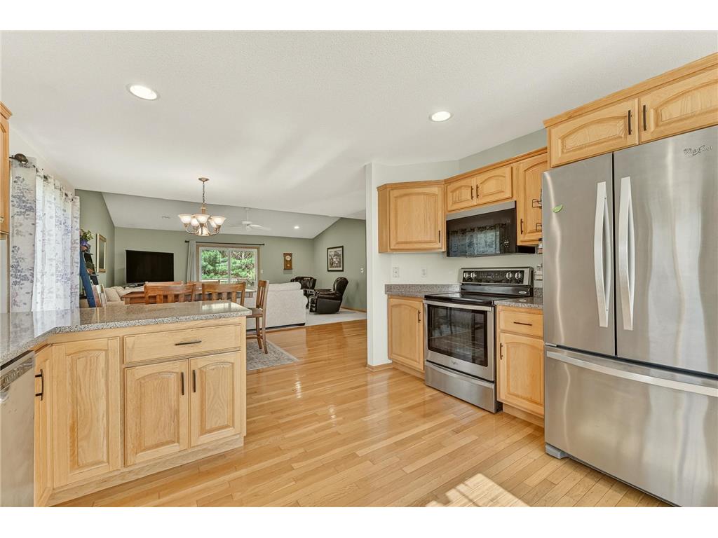 405 11th Avenue NW Dodge Center MN 55927 7086601 image9