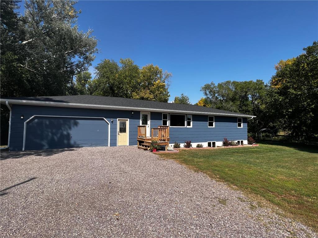 405 1st Street Bellingham MN 56212 6437009 image1