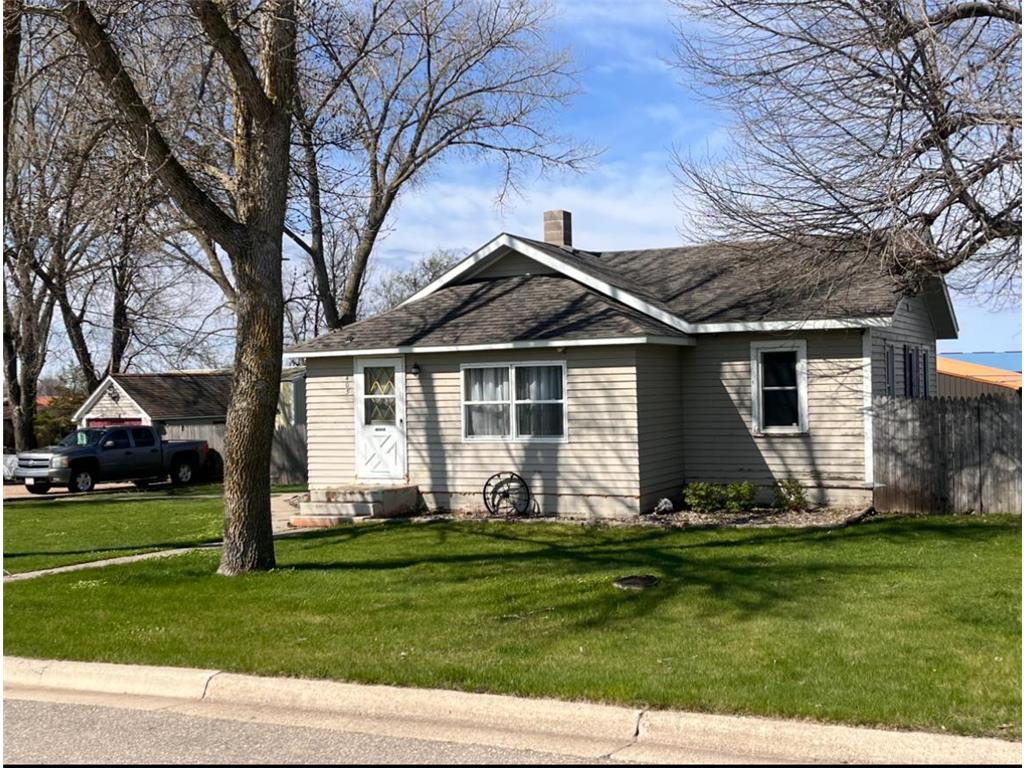 405 1st Street N Hoffman MN 56339 6536284 image1