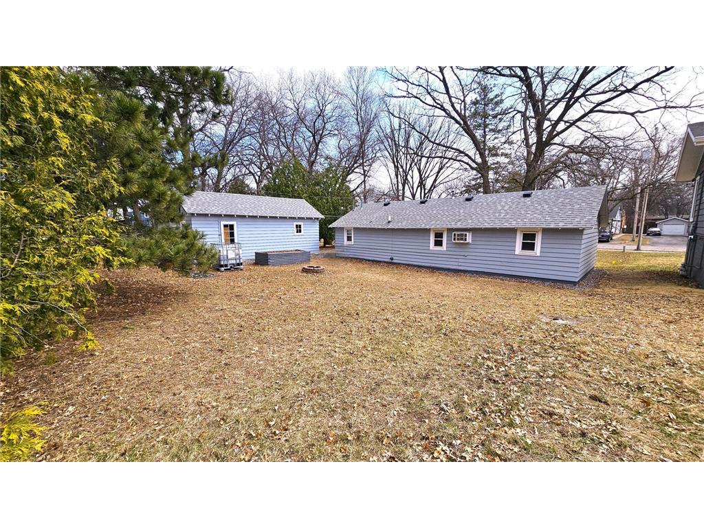 405 2 1/2 Street N Sartell MN 56377 7040053 image2