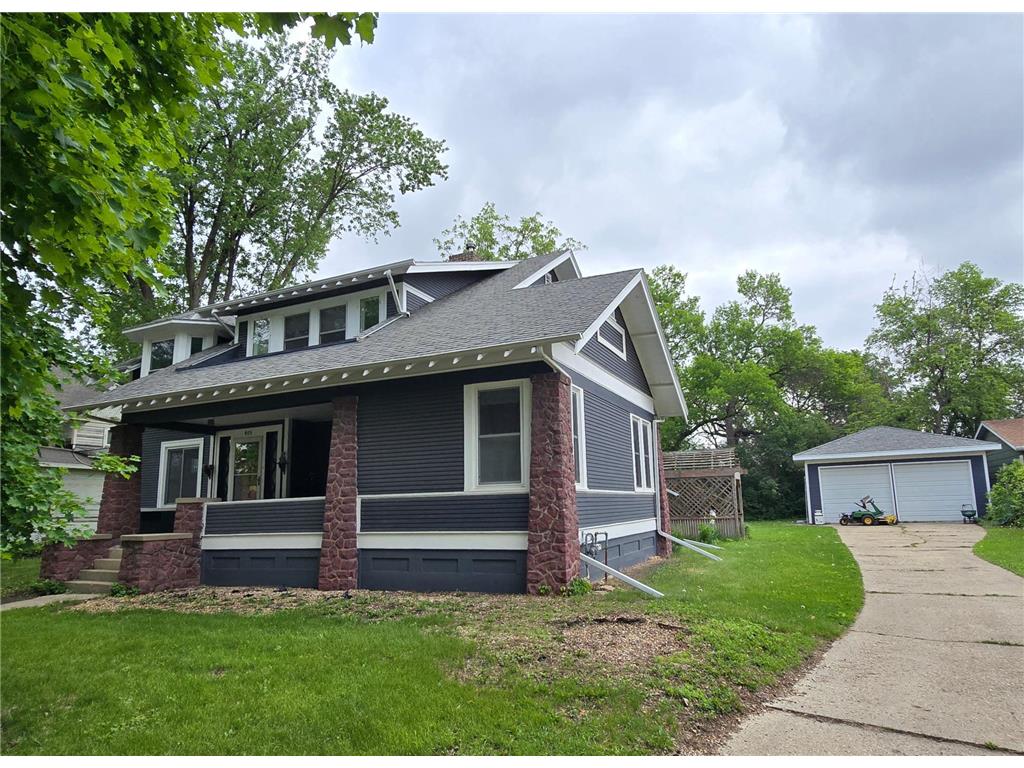 405 3rd Avenue SE Pipestone MN 56164 6620219 image1